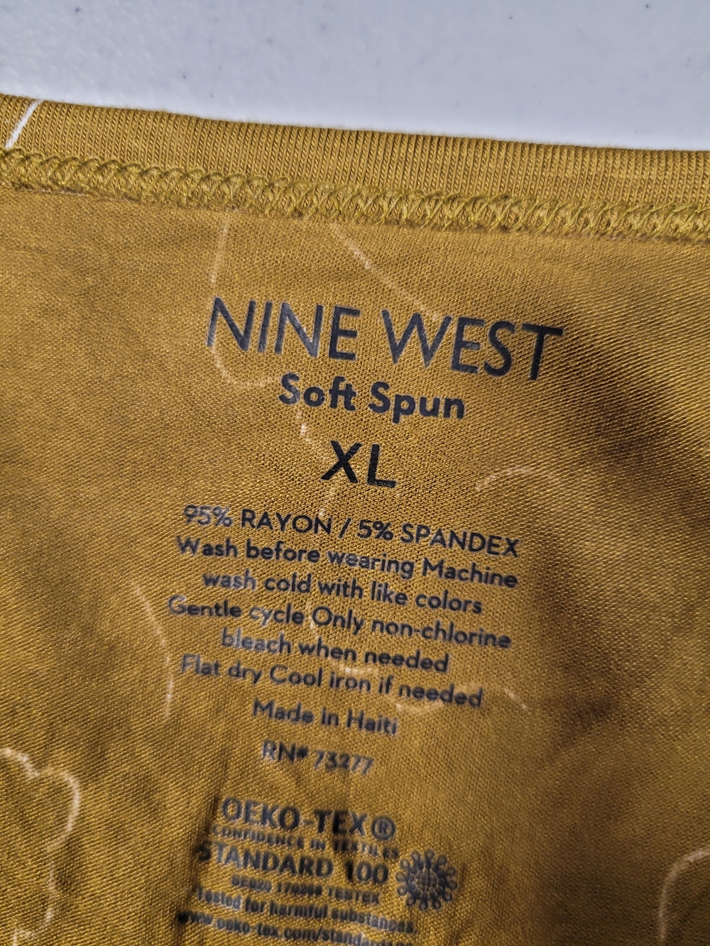 Nine West Mustard Floral V-Neck Sleeveless Top - Picture 2 of 3